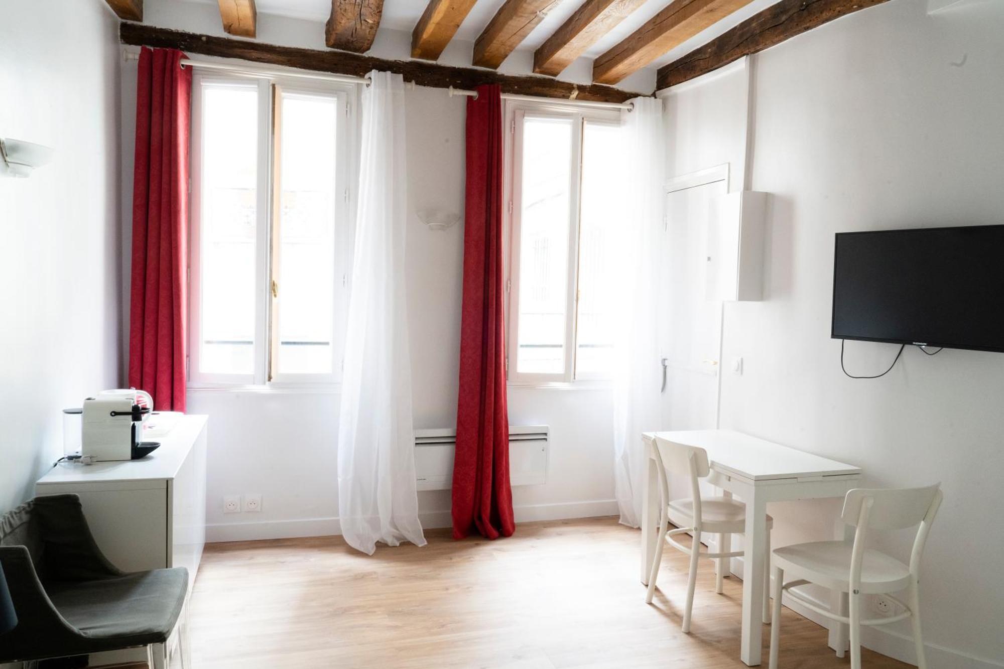 Le 64 Rue Chapon Paris